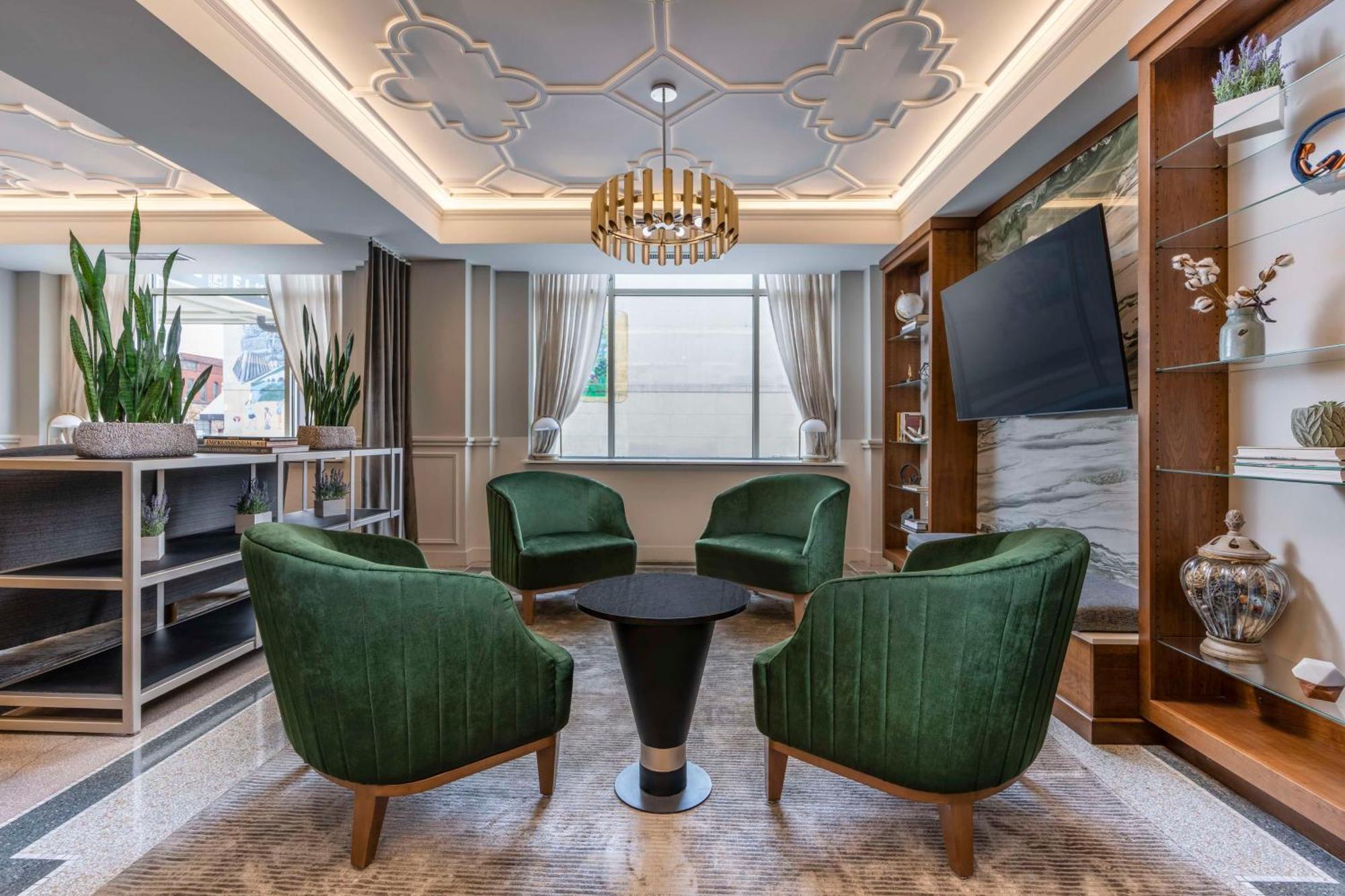 Hotel Elkhart, Tapestry Collection By Hilton Exteriör bild