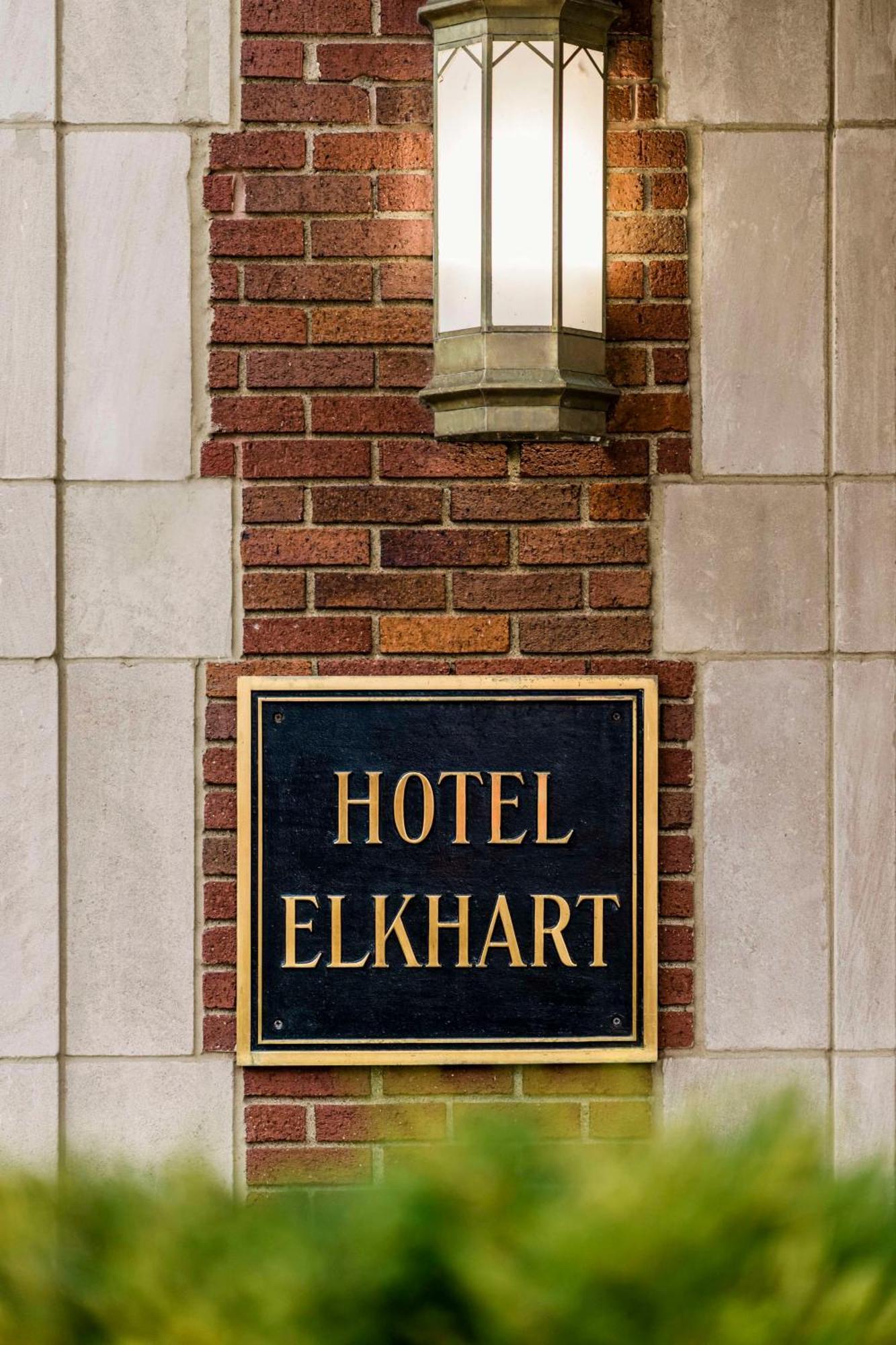 Hotel Elkhart, Tapestry Collection By Hilton Exteriör bild