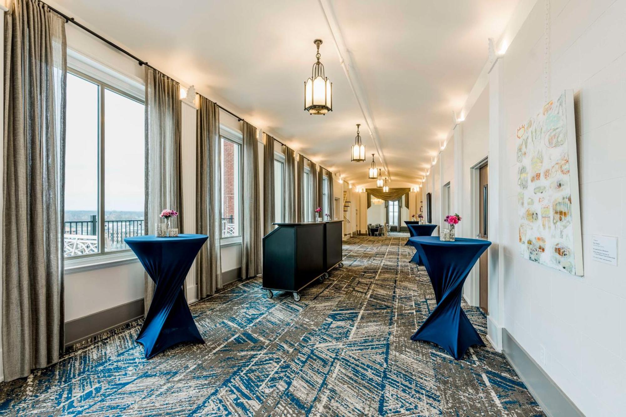 Hotel Elkhart, Tapestry Collection By Hilton Exteriör bild